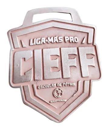 CIEFB · Liga Más Pro. Escudo en cobre con relieve.